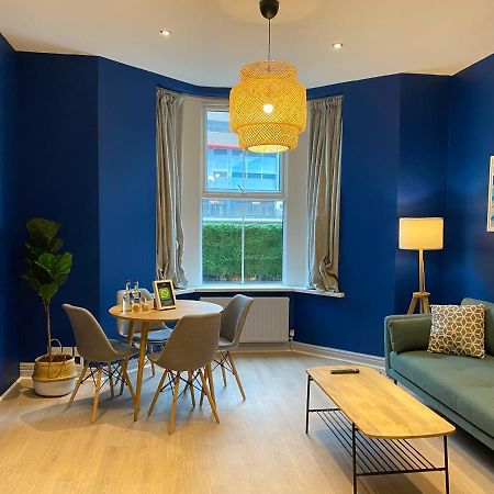 Aaron Wise - 17 Fitzhamon Apartments Cardiff Esterno foto