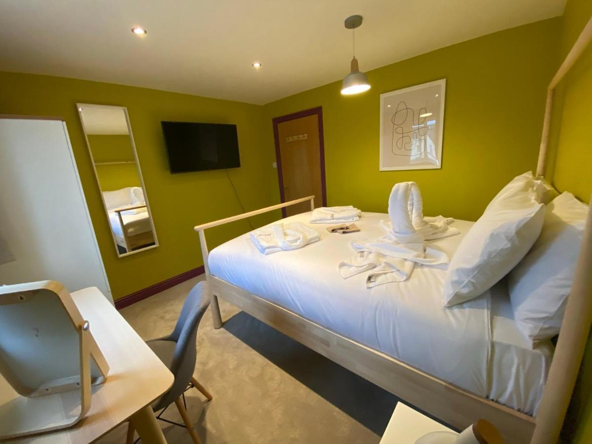 Aaron Wise - 17 Fitzhamon Apartments Cardiff Esterno foto