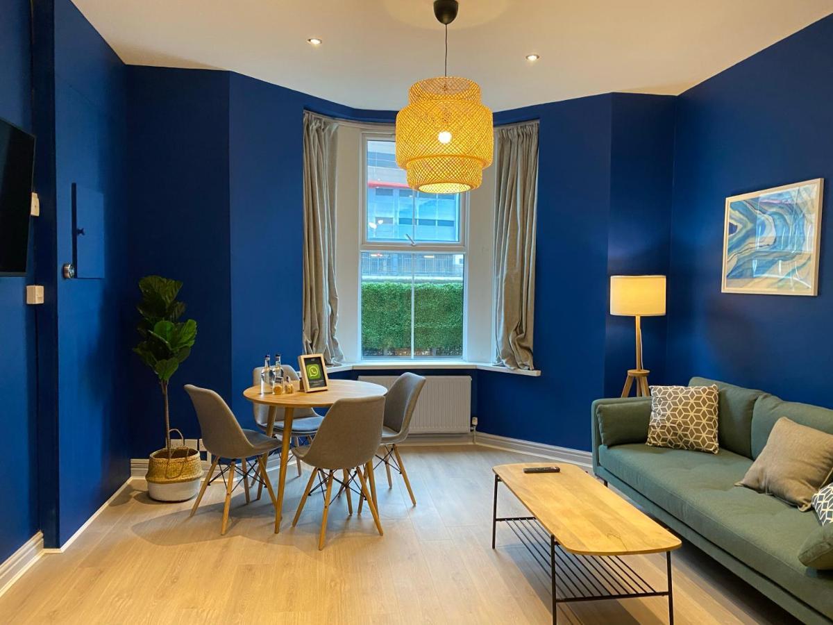 Aaron Wise - 17 Fitzhamon Apartments Cardiff Esterno foto
