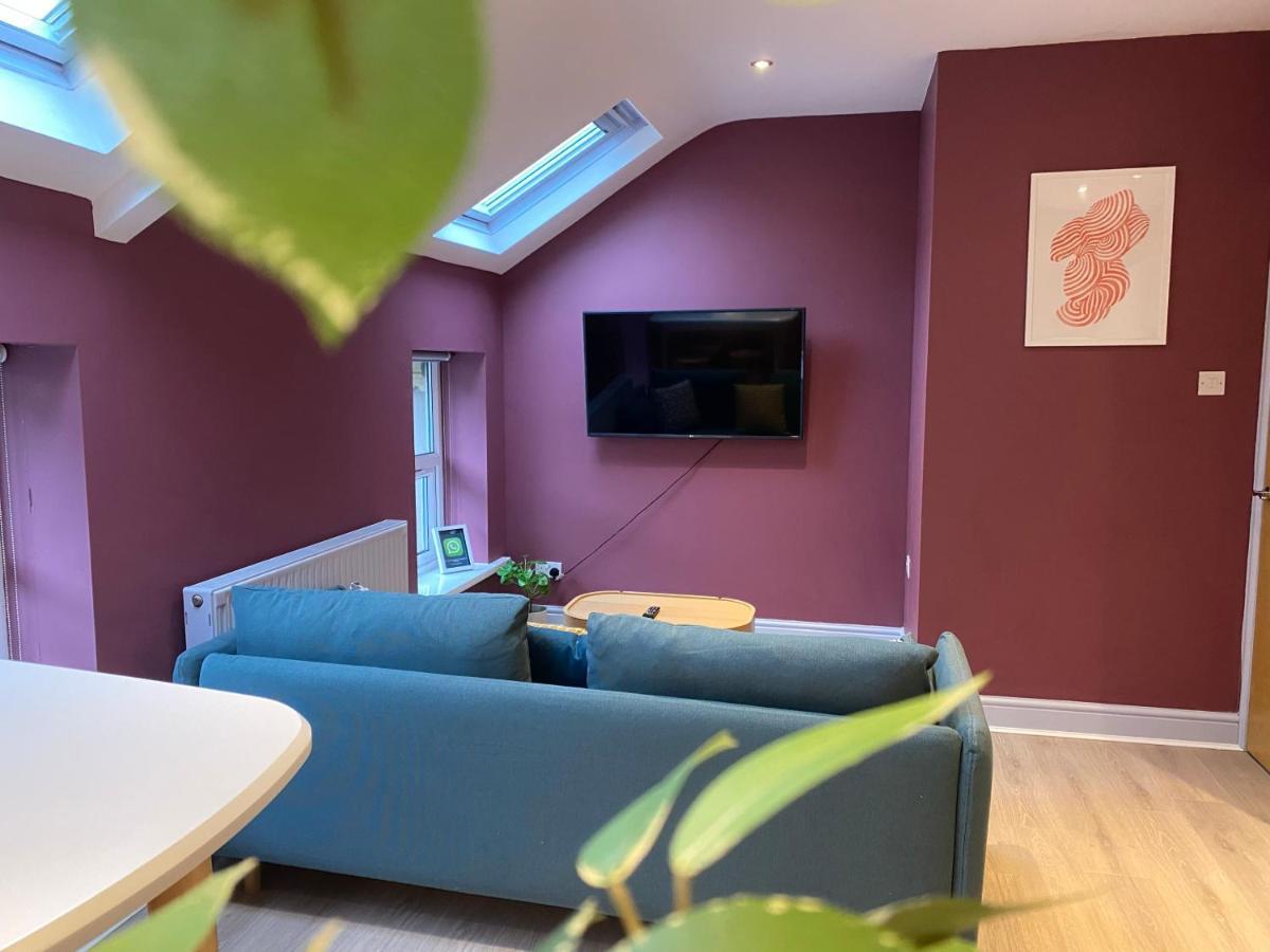 Aaron Wise - 17 Fitzhamon Apartments Cardiff Esterno foto