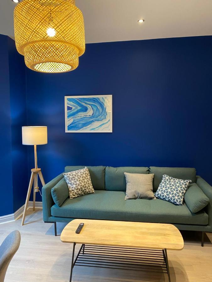Aaron Wise - 17 Fitzhamon Apartments Cardiff Esterno foto