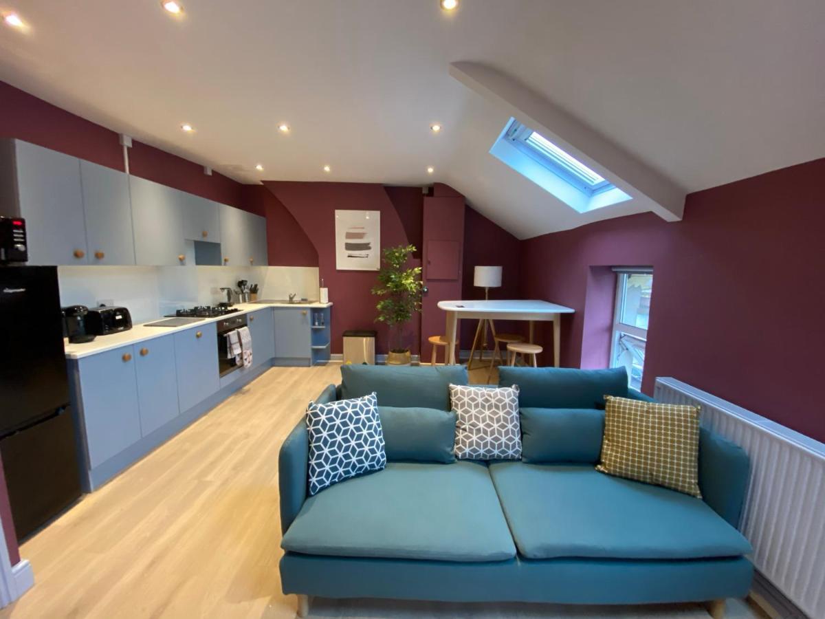 Aaron Wise - 17 Fitzhamon Apartments Cardiff Esterno foto